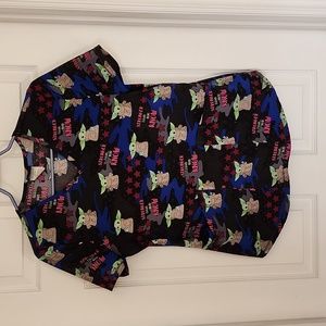 Star Wars scrub‎ top. Size XS.